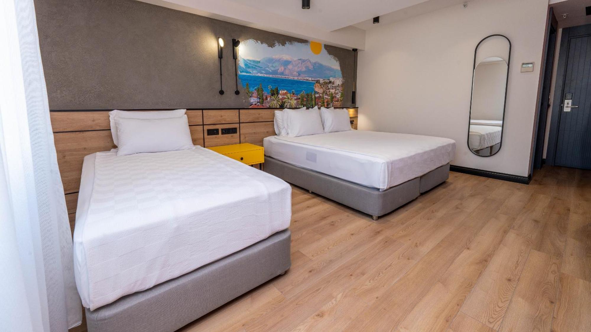 Otel Just *