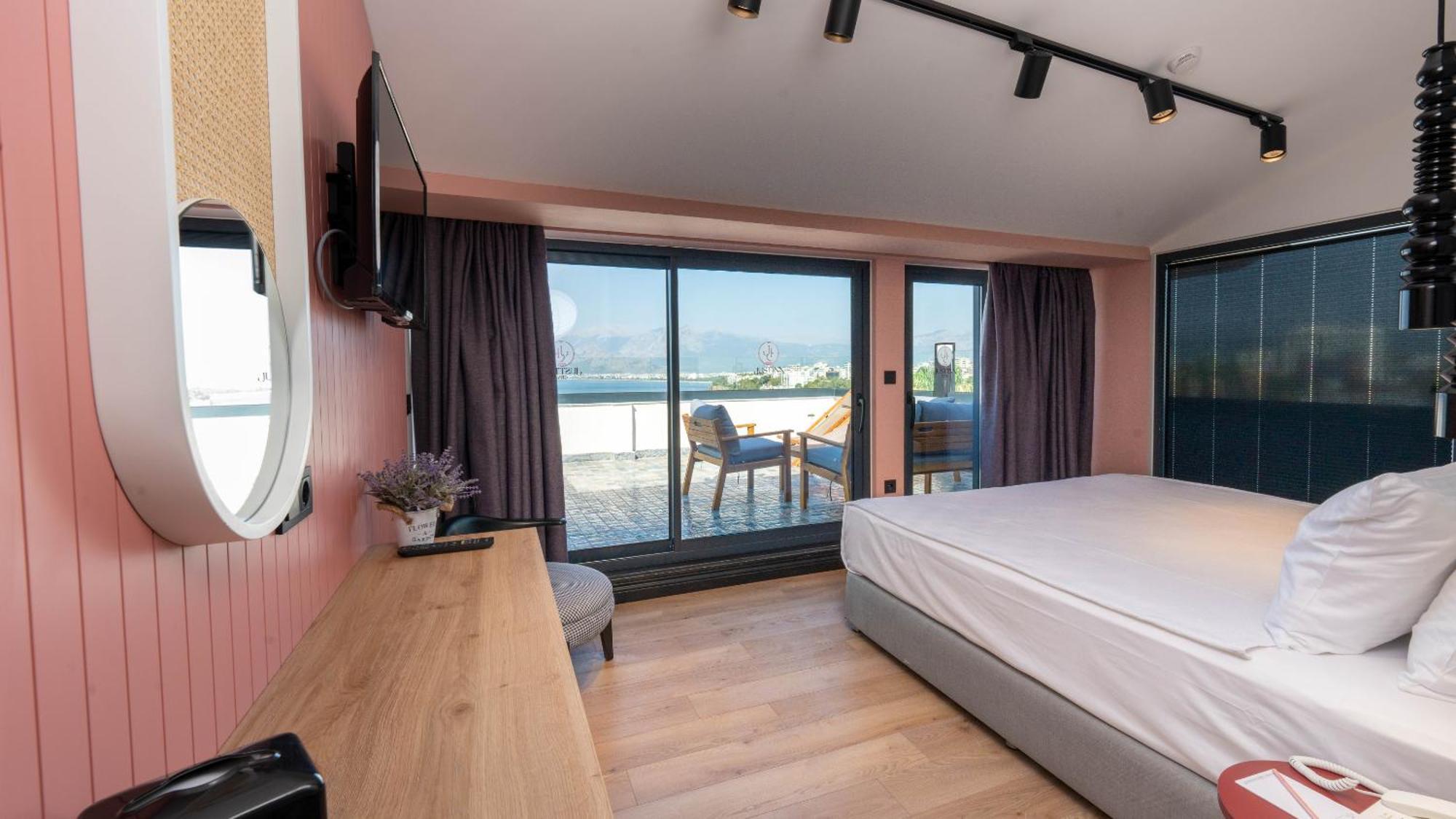 Just Hotel